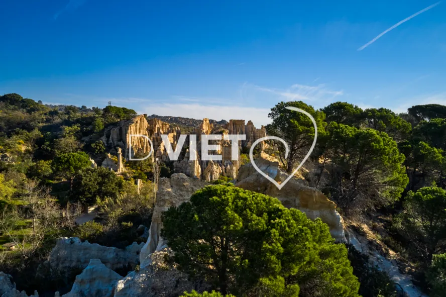 Photo TOULOUSE by VIET - Les Orgues Ille sur TET