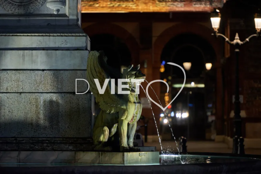 Photo TOULOUSE by VIET - Fontaine des 3 Dauphins