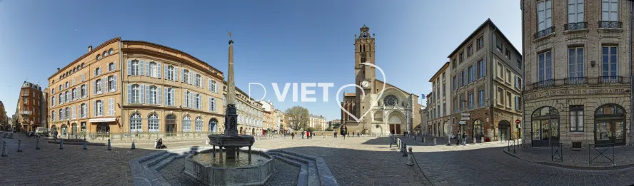 Photo TOULOUSE by VIET - Place Saint-Etienne Panoramique