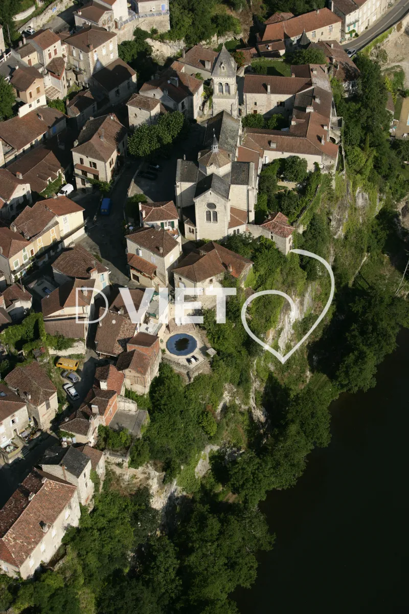 Photo TOULOUSE by VIET - 46 ALBAS N44°28060 E001°14079 ©VIET 361.com