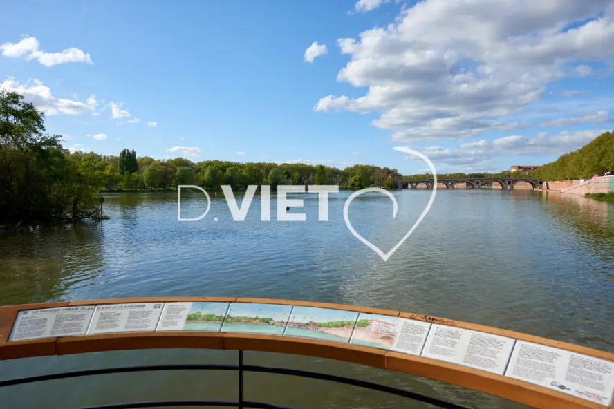 Photo TOULOUSE by VIET - Bord de Garonne