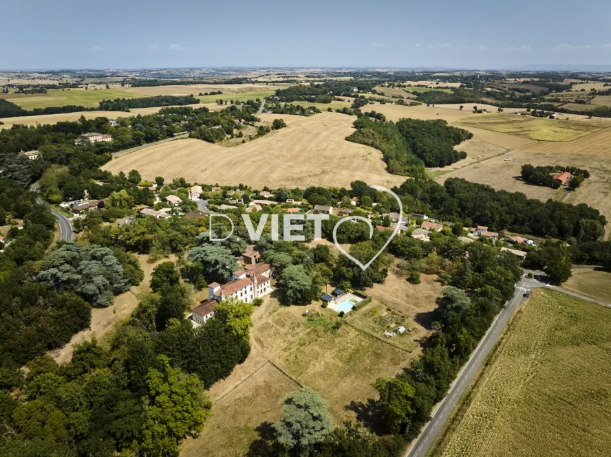 Photo TOULOUSE by VIET - DREMIL LAFAGE Habitat Pavillonnaire