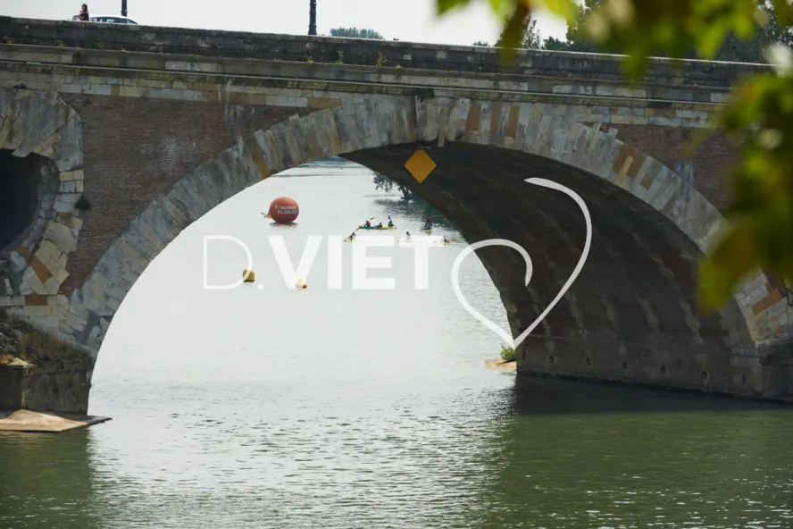 Photo TOULOUSE by VIET - Sur la garonne