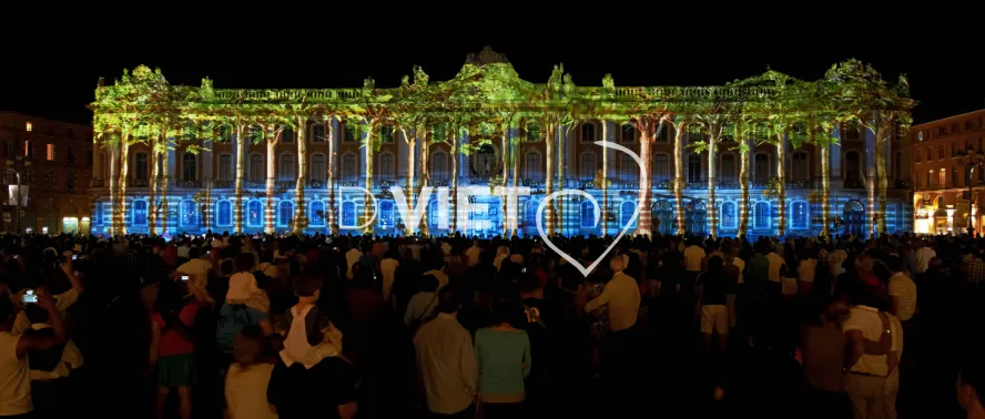 Photo TOULOUSE by VIET - Le Capitole rend hommage à la Garonne SKERTZO scenographe
