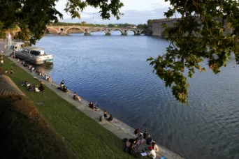 Photo TOULOUSE by VIET - Daurade Garonne pont neuf