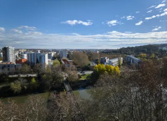 Photo TOULOUSE by VIET - Passerelle de la poudri&egrave;re