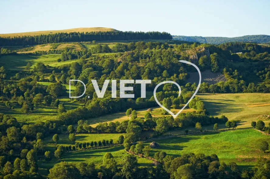 Photo TOULOUSE by VIET - St Chely d Aubrac