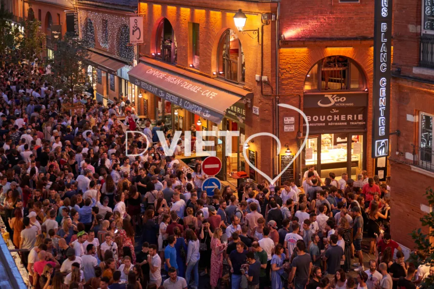 Photo TOULOUSE by VIET - Nocturne Marche Victor Hugo