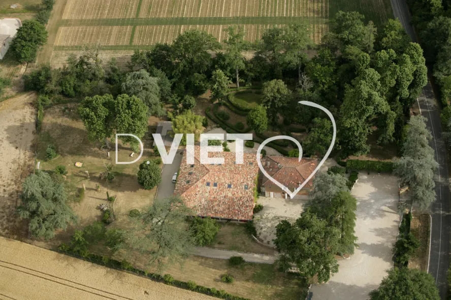 Photo TOULOUSE by VIET - 82 Boissieres N44°05487 E001°32131 ©VIET 361.com