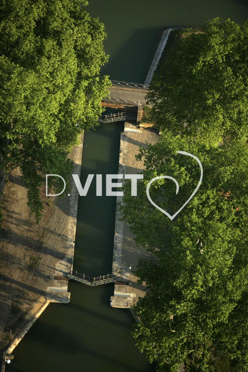 Photo TOULOUSE by VIET - 82 MONTECH CANAL Canal des 2 mers