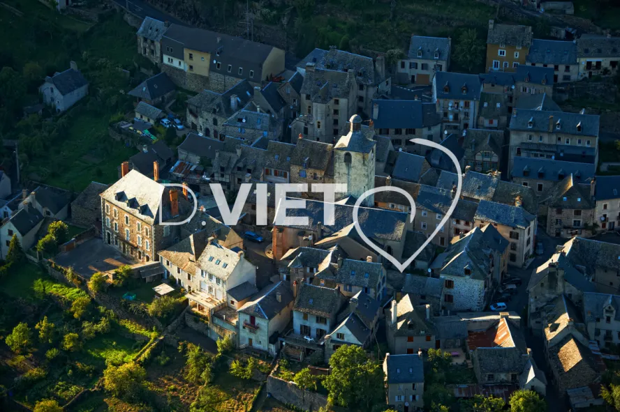 Photo TOULOUSE by VIET - St Chely d Aubrac