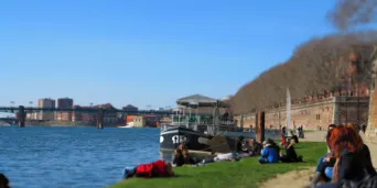 Photo TOULOUSE by VIET - Quais de la Daurade