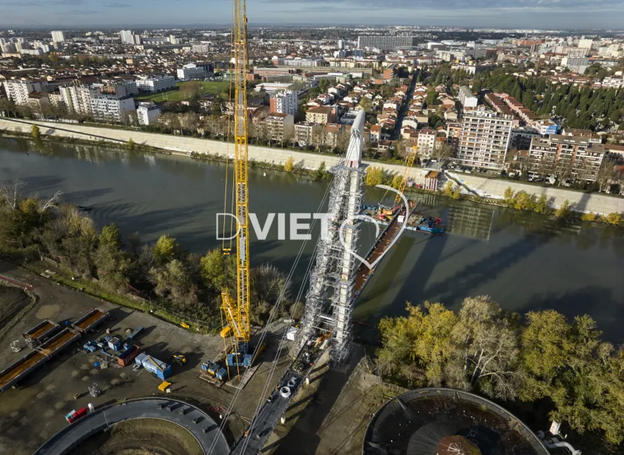 Photo TOULOUSE by VIET - passerelle RAPAS