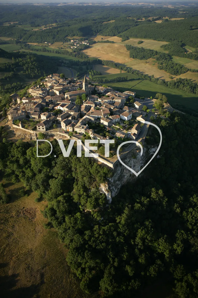 Photo TOULOUSE by VIET - 81PUYCELSI et LA FORET DE GRESINE N43°593388 E001°42339 ©VIET 361.com