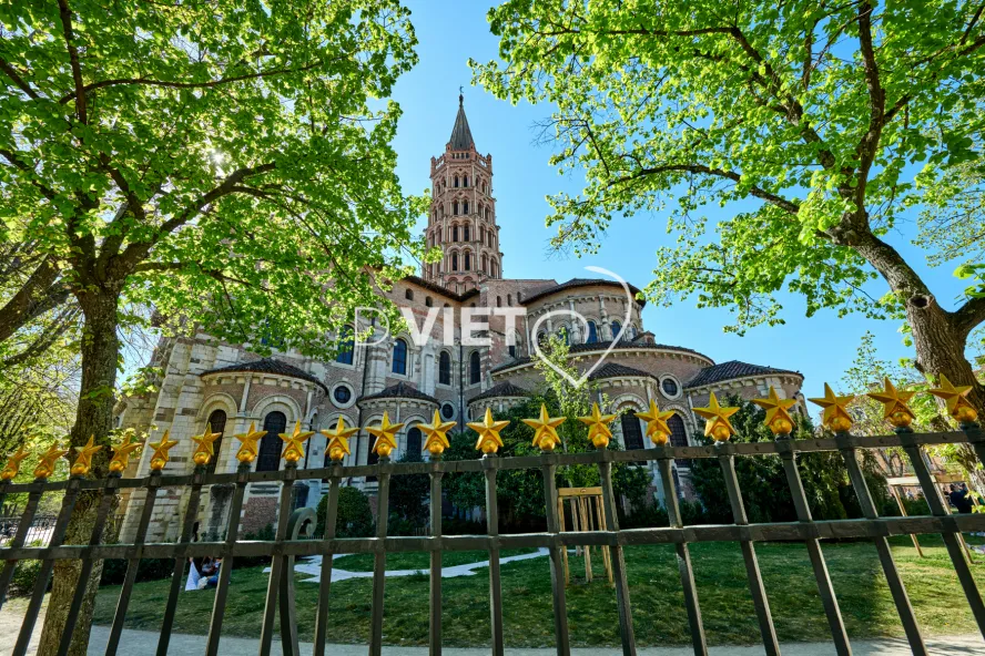 Photo TOULOUSE by VIET - Place de Saint-Sernin