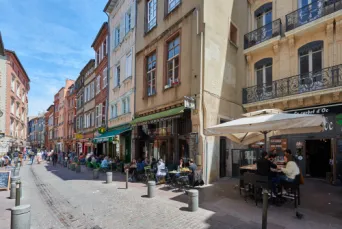 Photo TOULOUSE by VIET - terasse rue des Filatiers