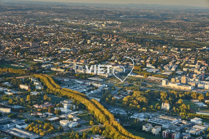 Photo TOULOUSE by VIET - MONTAUDRAN