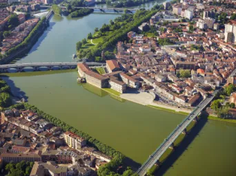 Photo TOULOUSE by VIET - Garonne