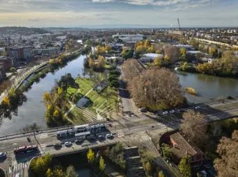 Photo TOULOUSE by VIET - Tram et pont Saint Michel