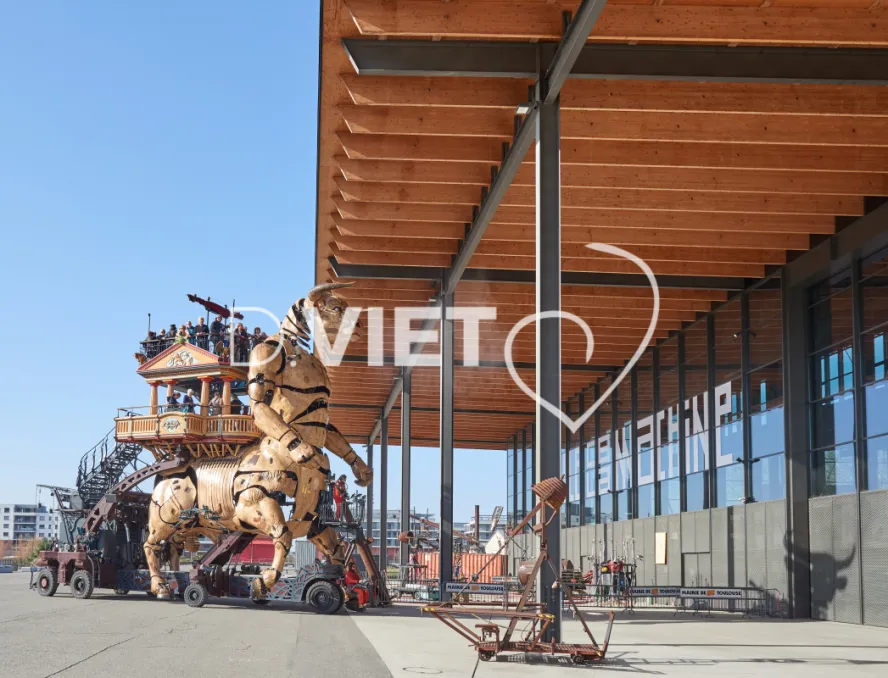 Photo TOULOUSE by VIET - LA HALLE DE LA MACHINE