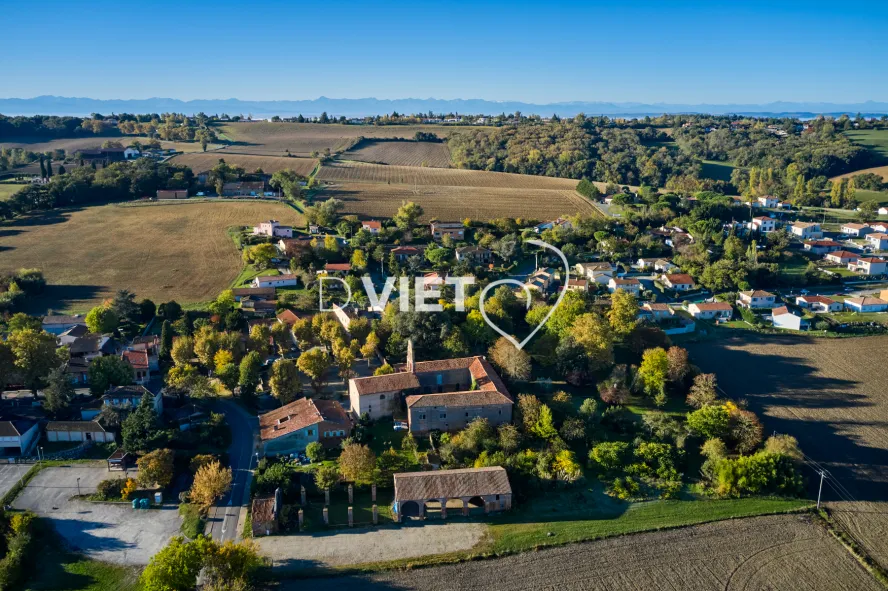 Photo TOULOUSE by VIET - Aureville le village