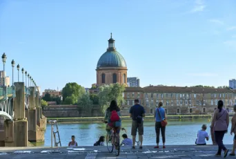 Photo TOULOUSE by VIET - PLACE ST PIERRE