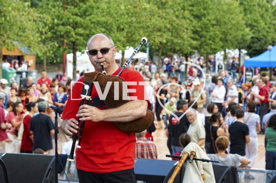 Photo TOULOUSE by VIET - estivadas