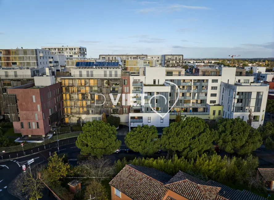 Photo TOULOUSE by VIET - Borderouge
