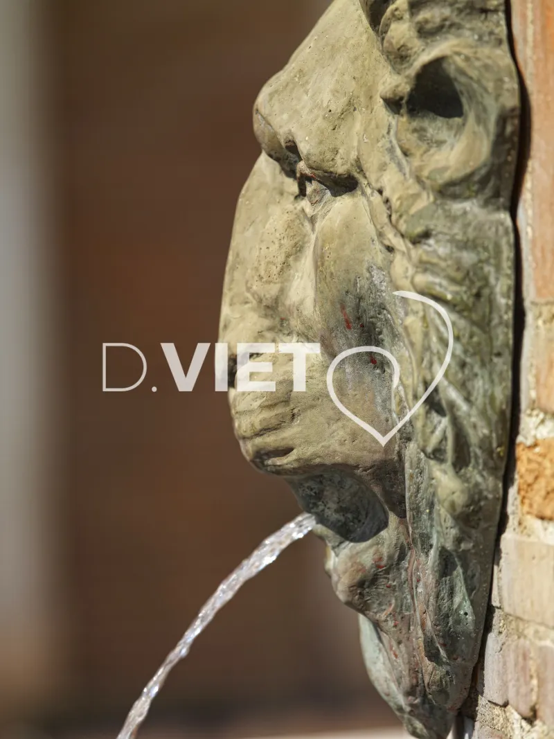 Photo TOULOUSE by VIET - La fontaine Garonne de la rue Boulbonne