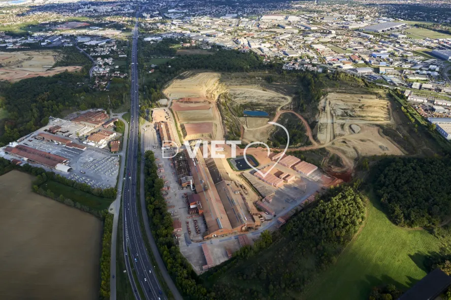 Photo TOULOUSE by VIET - TUILERIES GELIS