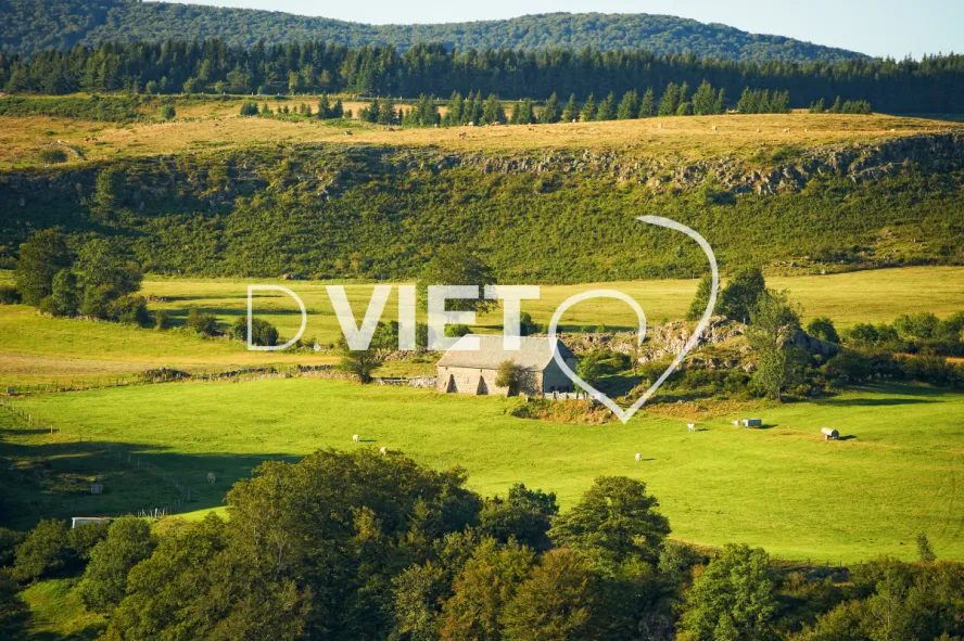 Photo TOULOUSE by VIET - St Chely d Aubrac