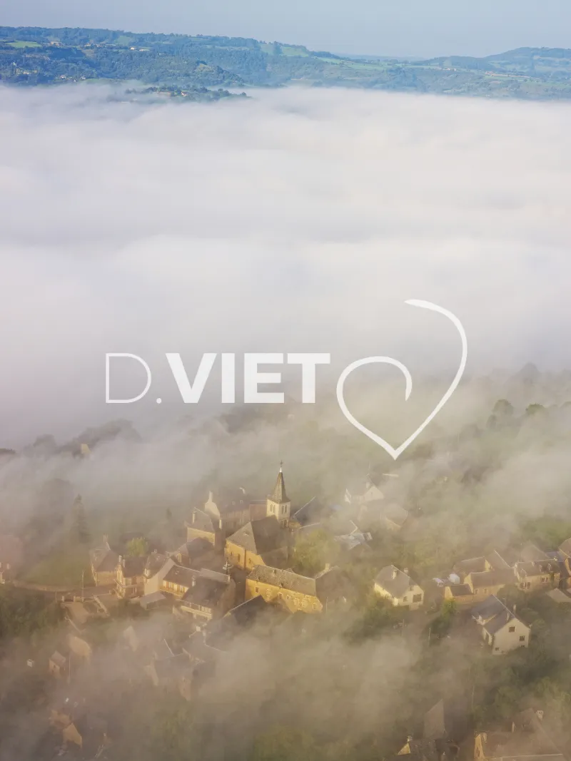 Photo TOULOUSE by VIET - près Espalion