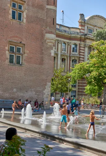 Photo TOULOUSE by VIET - jeu d'eau