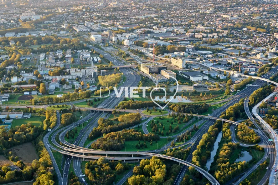 Photo TOULOUSE by VIET - MONTAUDRAN