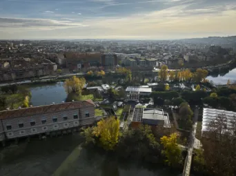 Photo TOULOUSE by VIET - Garonne ramier et vue sur la cit&eacute;