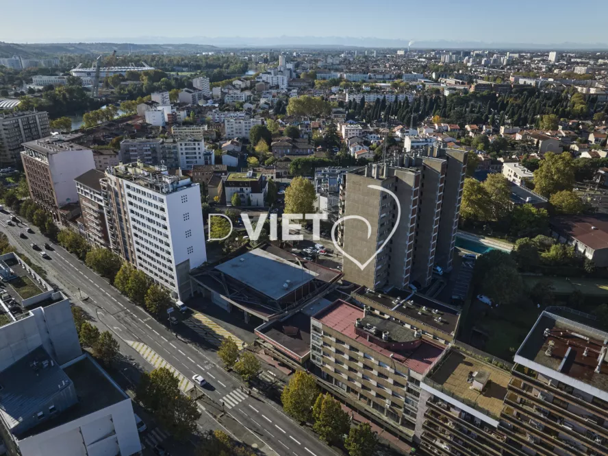 Photo TOULOUSE by VIET - CASERNE JACQUES VION