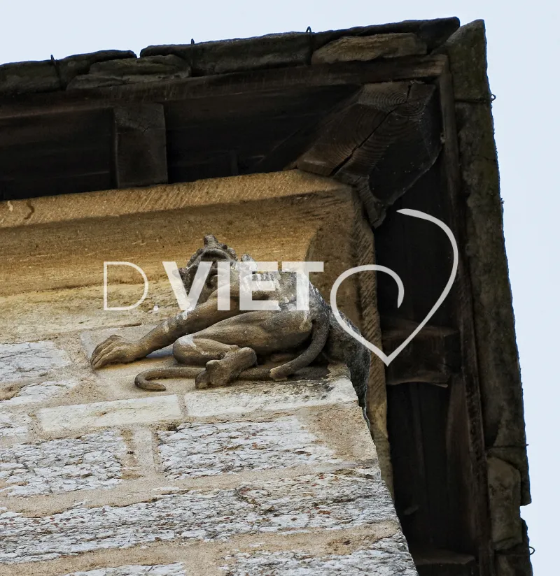 Photo TOULOUSE by VIET - Le pont Valentré franchissant le Lot