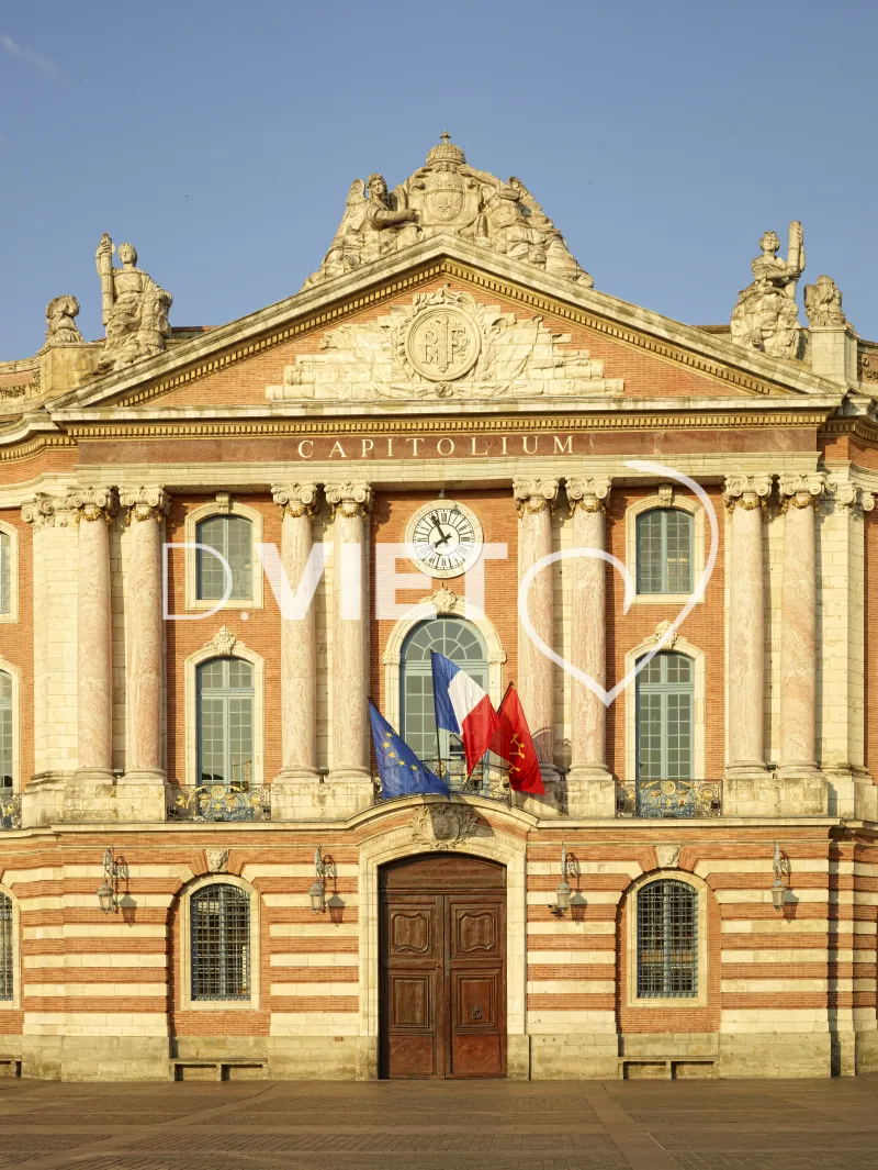 Photo TOULOUSE by VIET - Place du capitole