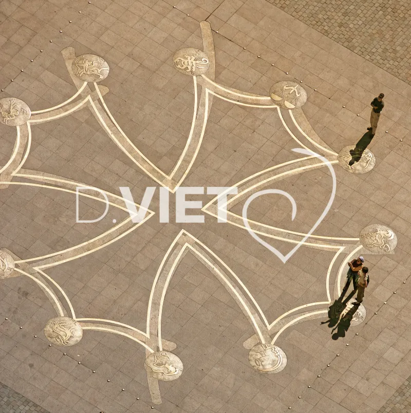 Photo TOULOUSE by VIET - Croix occitane