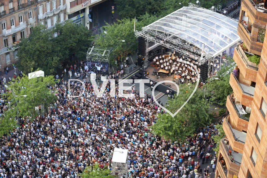 Photo TOULOUSE by VIET - 14 juillet 2013 allees Jean Jaures