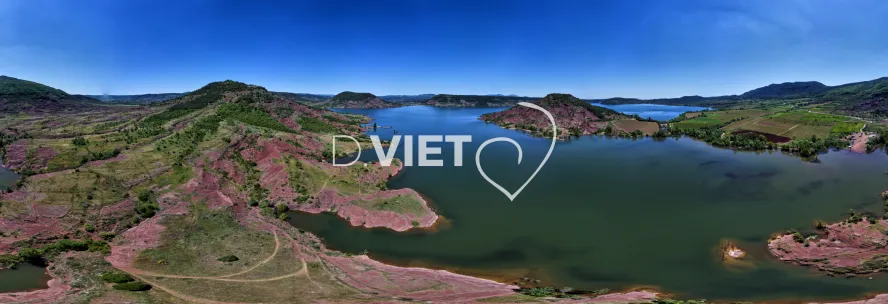 Photo TOULOUSE by VIET - LAC DU SALAGOU Terre rouge