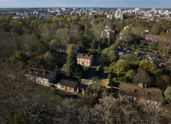 Photo TOULOUSE by VIET - Jardin de la poudri&egrave;re