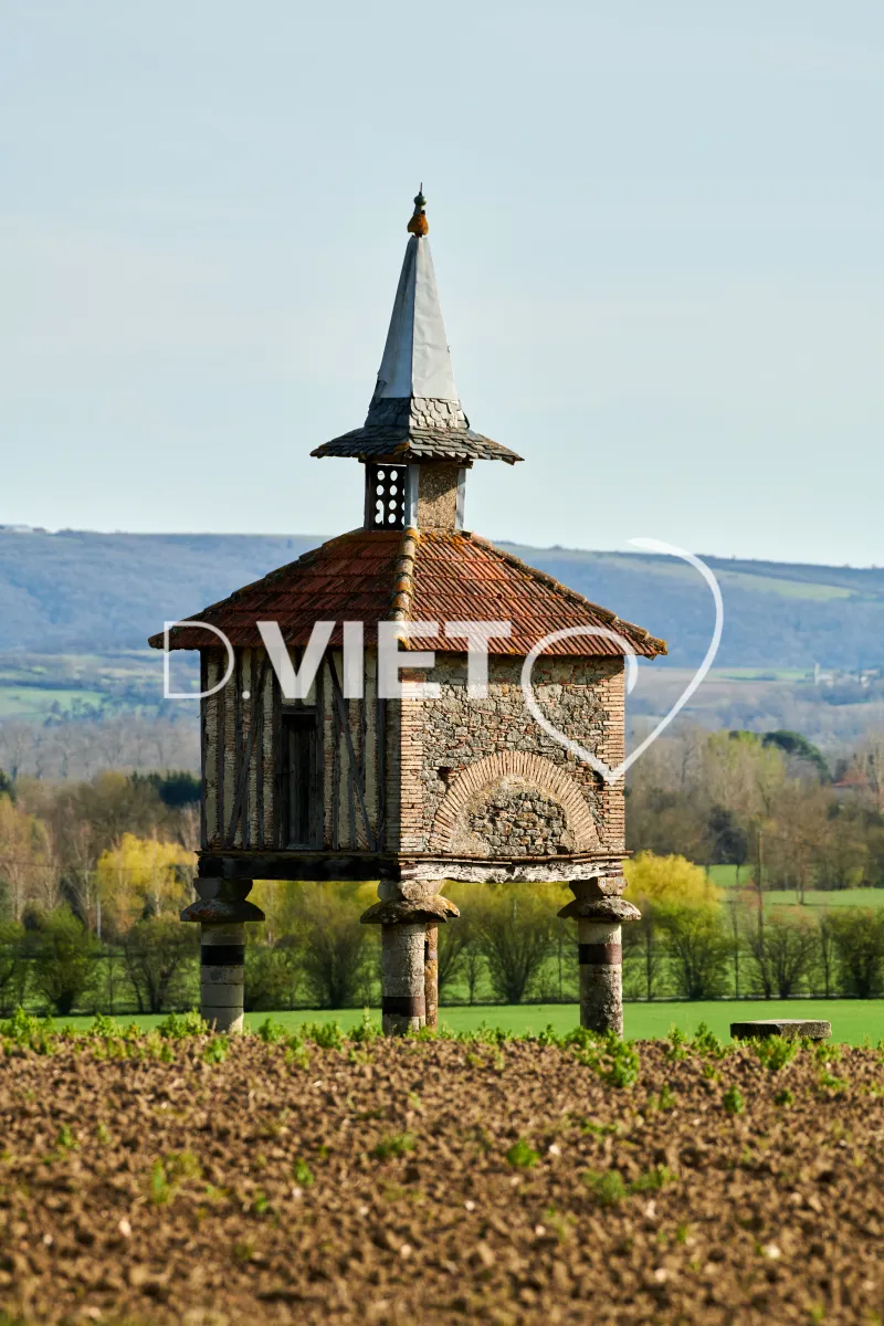 Photo TOULOUSE by VIET - Pigeonnier AUVEZINES