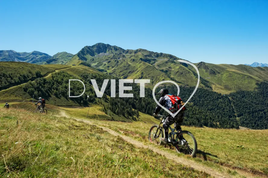 Photo TOULOUSE by VIET - Bagneres Descente deux roues