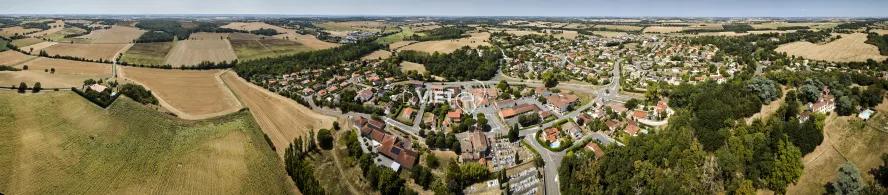 Photo TOULOUSE by VIET - DREMIL LAFAGE Habitat Pavillonnaire