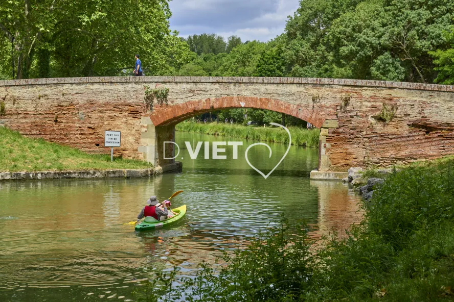Photo TOULOUSE by VIET - CANOE ET PONT BRIQUES