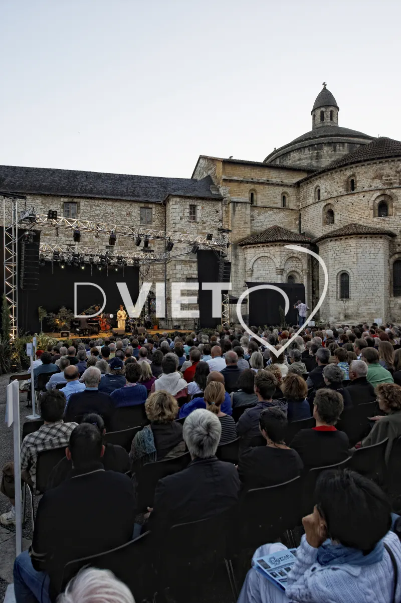 Photo TOULOUSE by VIET - Abbaye romane de Souillac jazz