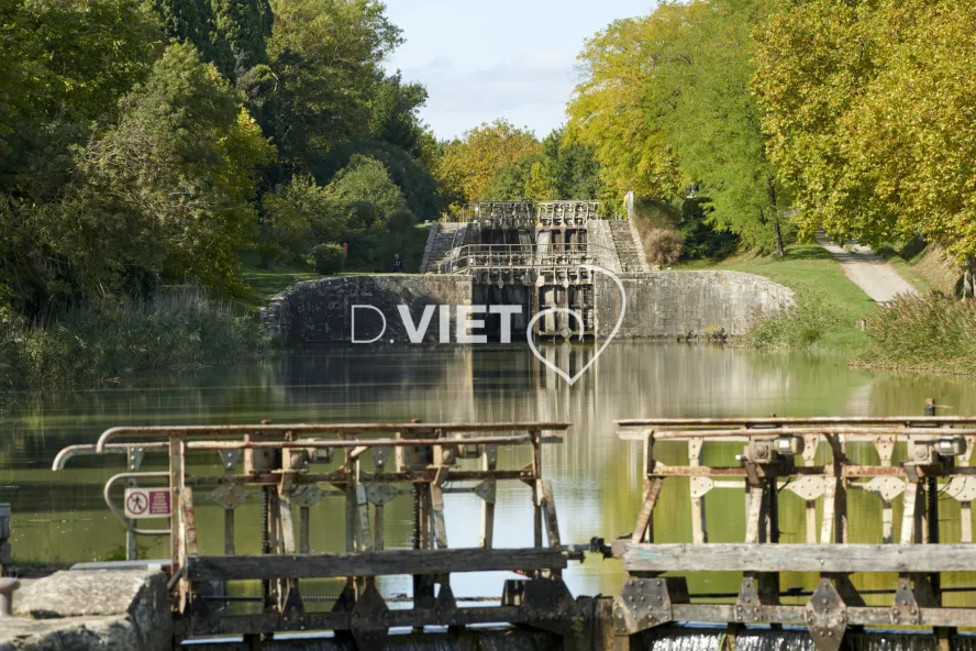 Photo TOULOUSE by VIET - ECLUSE 37 LALANDE