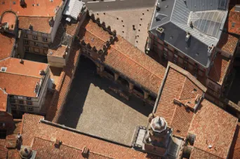 Photo TOULOUSE by VIET - H&ocirc;tel d'Ass&eacute;zat