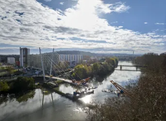 Photo TOULOUSE by VIET - Passerelle d'empalot et Garonne